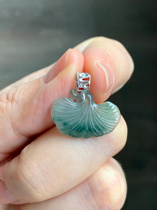 Petite Natural Grade A Icy Highly Translucent Dark Green Marbled Jade Jadeite Ginkgo Leaf Pendant Sterling Silver 天然冰胶飘花翡翠银杏叶迷你吊坠 MYX330A