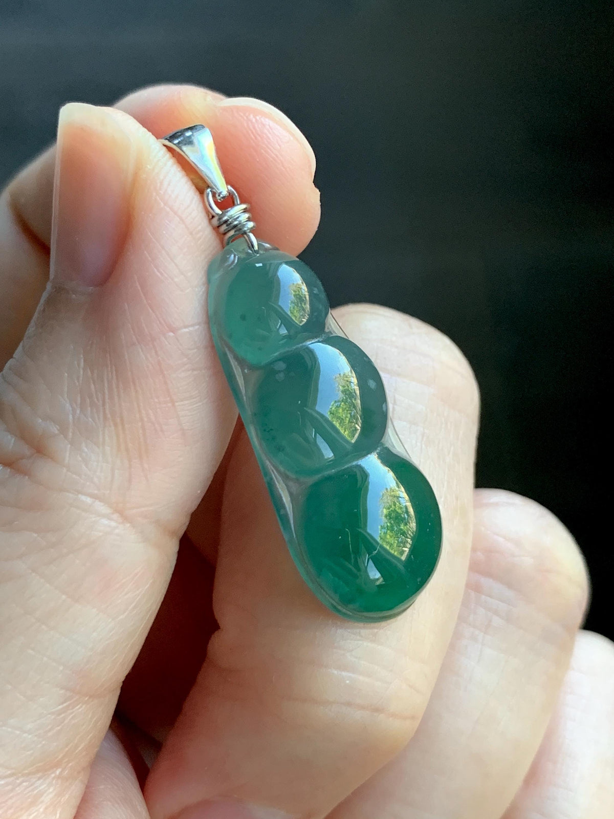 Natural Grade A Guatemalan Icy Translucent Dark Teal Green Jade Jadeite Carved Peapod Pendant Sterling Silver 3g 天然冰危深蓝绿翡翠福豆吊坠 WLD90D