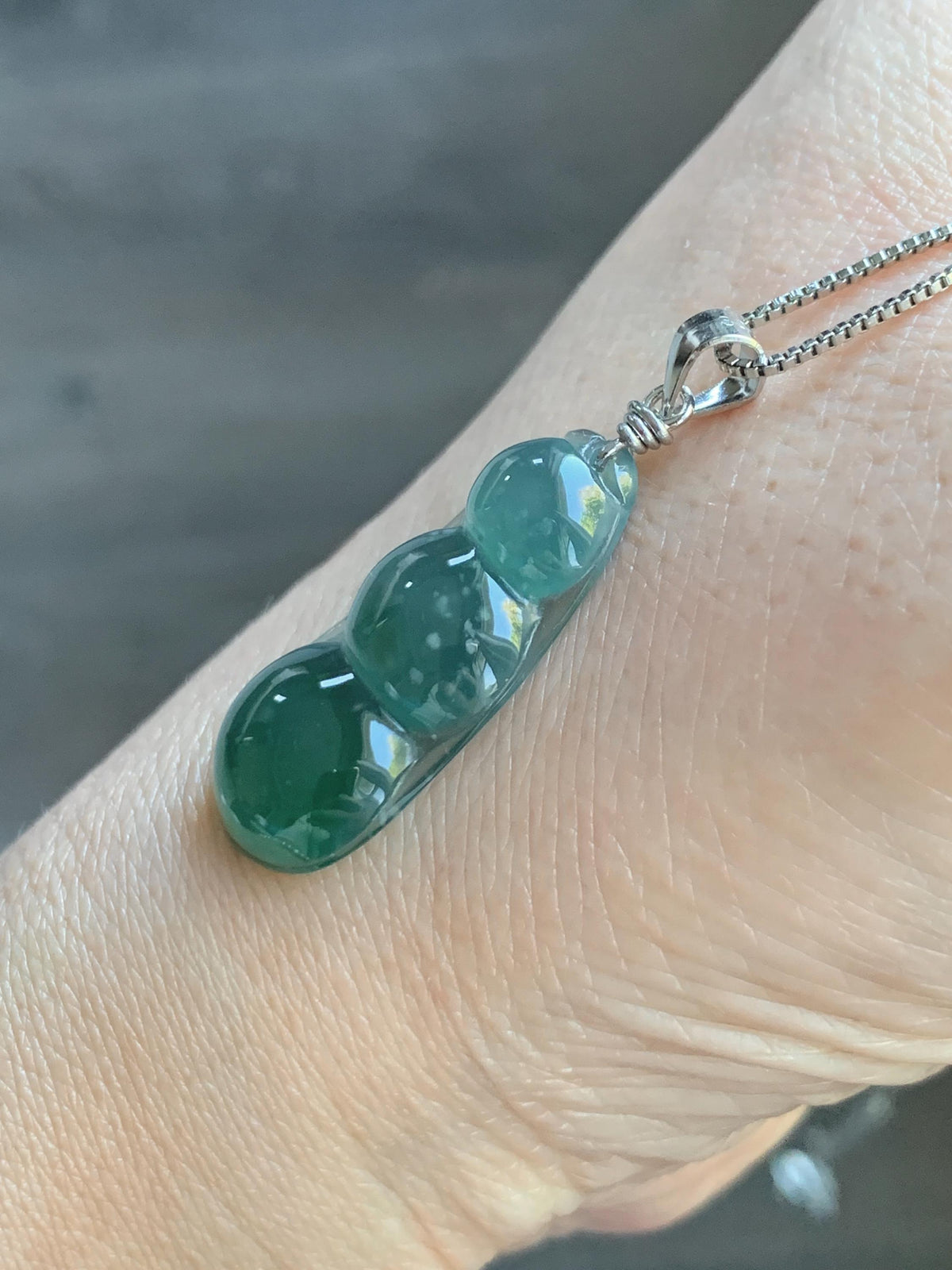 Natural Grade A Guatemalan Icy Translucent Dark Teal Green Jade Jadeite Carved Peapod Pendant Sterling Silver 3g 天然冰危深蓝绿翡翠福豆吊坠 WLD90D