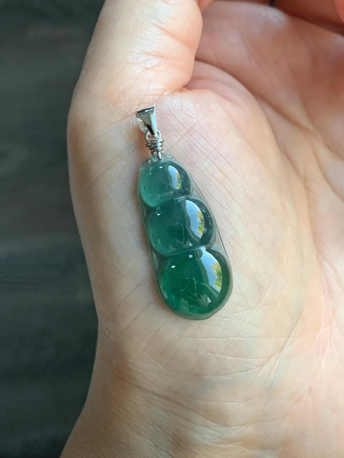 Natural Grade A Guatemalan Icy Translucent Dark Teal Green Jade Jadeite Carved Peapod Pendant Sterling Silver 3g 天然冰危深蓝绿翡翠福豆吊坠 WLD90D