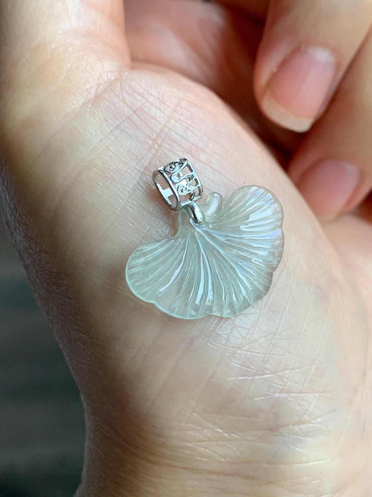 Petite Natural Grade A Icy Highly Translucent Pale Green Jade Jadeite Ginkgo Leaf Pendant Sterling Silver 天然冰晴底翡翠银杏叶迷你吊坠 MYX330C