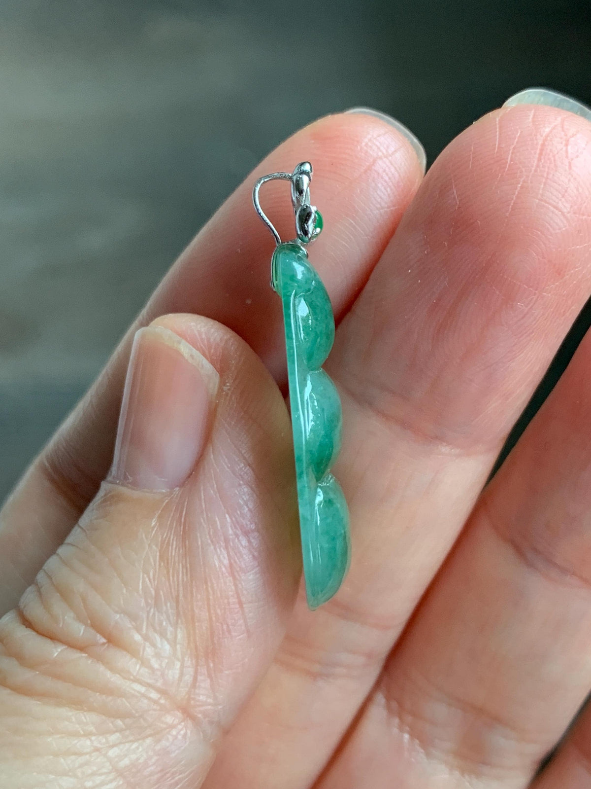 Certified Natural Grade A Icy Translucent Green Marbled Jade Jadeite Lucky Peapod Pendant Sterling Silver 2.33g 天然冰胶飘绿花翡翠福豆吊坠 1237