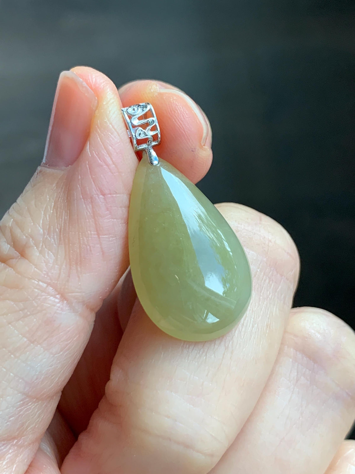 Natural Grade A Icy Translucent Pastel Yellow Jade Jadeite Teardrop Solitaire Pendant Sterling Silver 3g 天然冰淡黄翡翠水滴蛋面吊坠 MDH184A