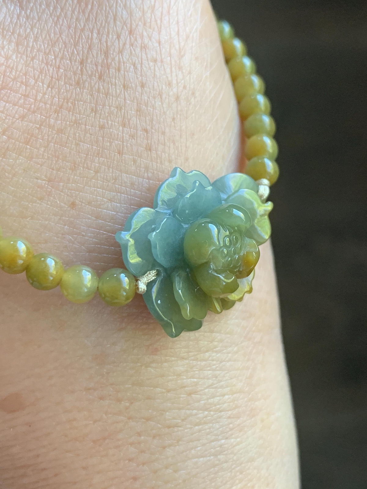 Natural Guatemalan Icy Translucent Dusty Blue Yellow Marbled Jade Jadeite Lotus Flower Petite Beaded Bracelet 7” 8g 天然冰危蓝黄翡翠莲花满黄小圆珠手串 WLH240