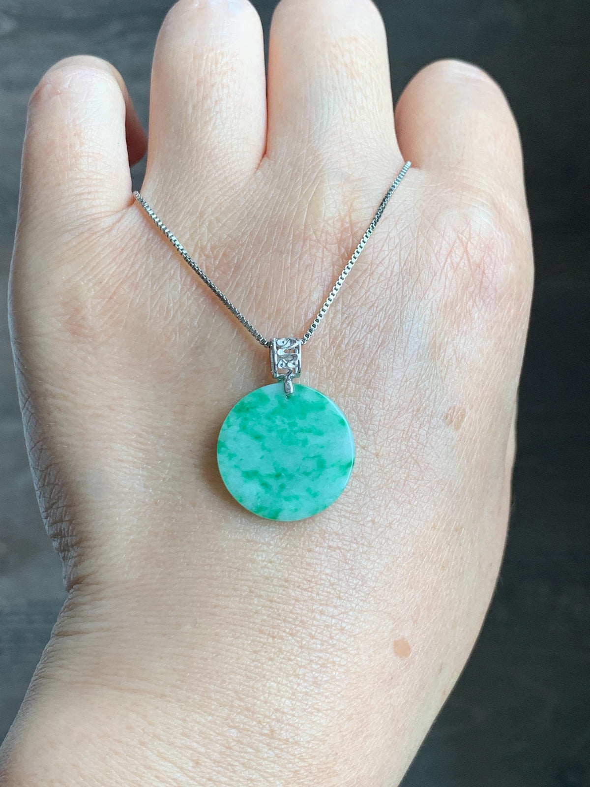 Petite Natural Grade A Icy Translucent Green Marbled Jade Jadeite Round Wu Shi Pai Pendant Sterling Silver 天然冰飘绿花翡翠无事牌镶嵌吊坠 MYL275B