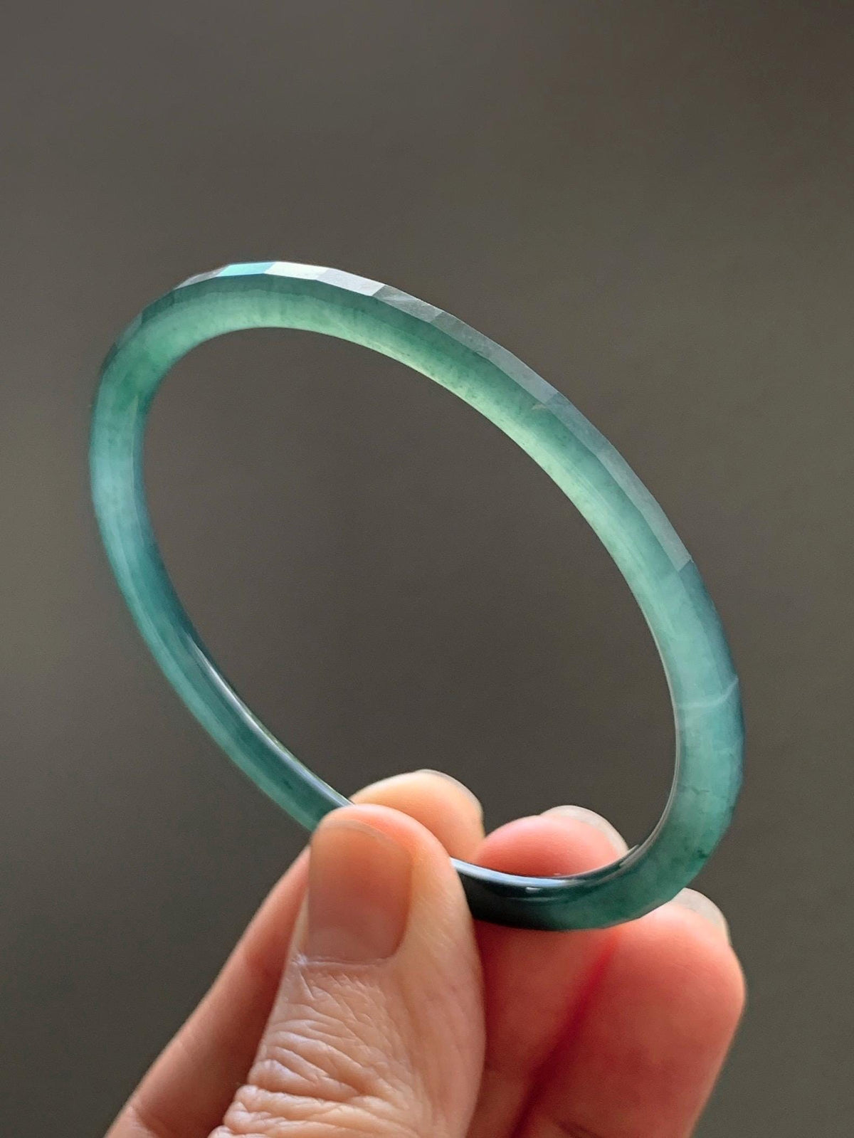 Certified Natural Grade A Guatemalan Icy Highly Translucent Deep Teal Green Faceted Jadeite Slim Bangle 54mm 6.66” 天然冰胶危深蓝绿翡翠细圆条切割面手镯 1200