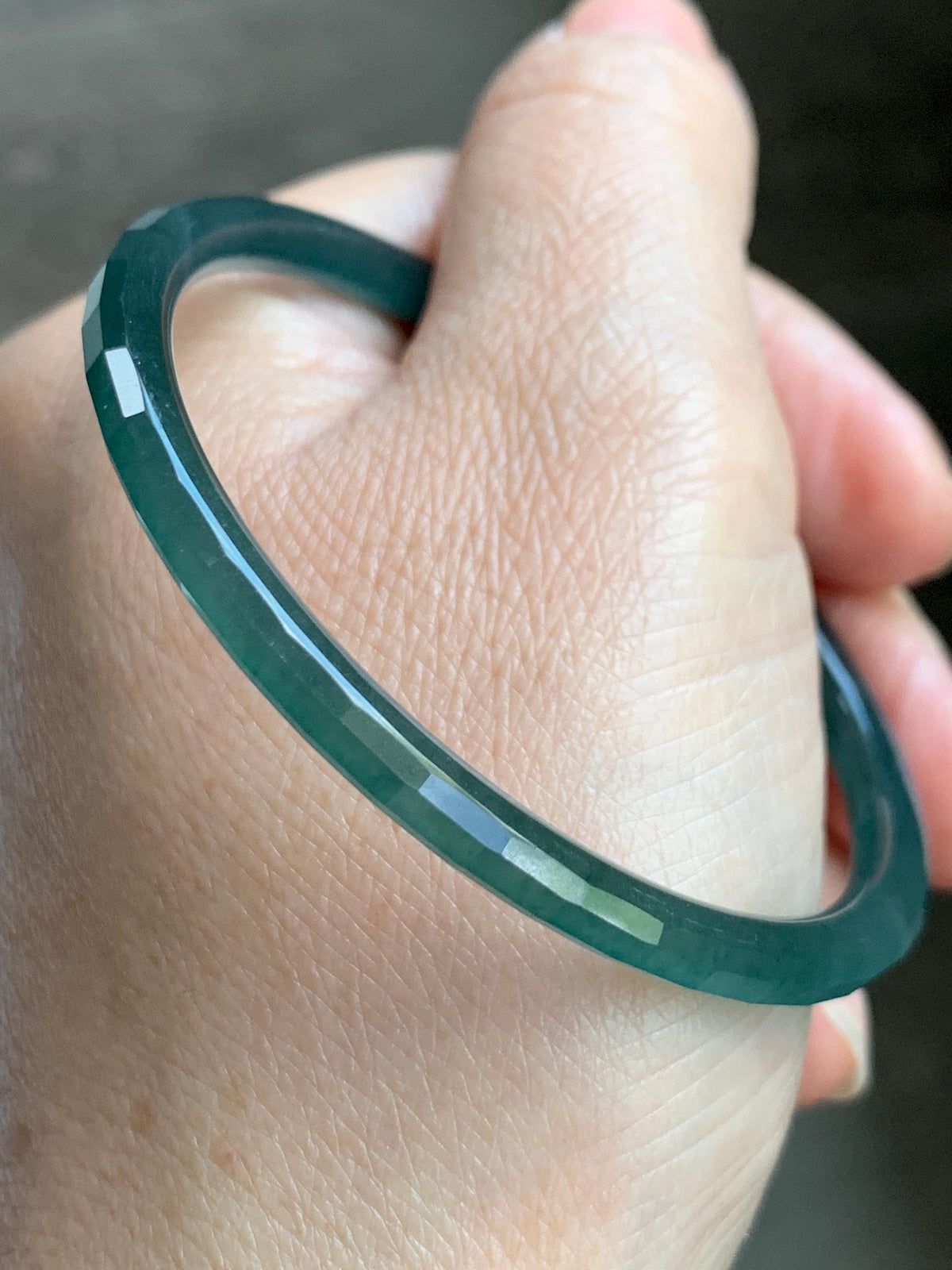 Certified Natural Grade A Guatemalan Icy Highly Translucent Deep Teal Green Faceted Jadeite Slim Bangle 54mm 6.66” 天然冰胶危深蓝绿翡翠细圆条切割面手镯 1200