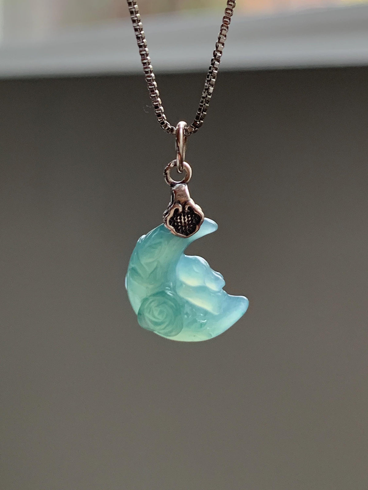 Natural Grade A Guatemalan Icy Translucent Dusty Teal Jade Jadeite Rabbit Crescent Moon Petite Pendant Sterling Silver 天然冰危蓝翡翠迷你月亮兔吊坠WLK180Y