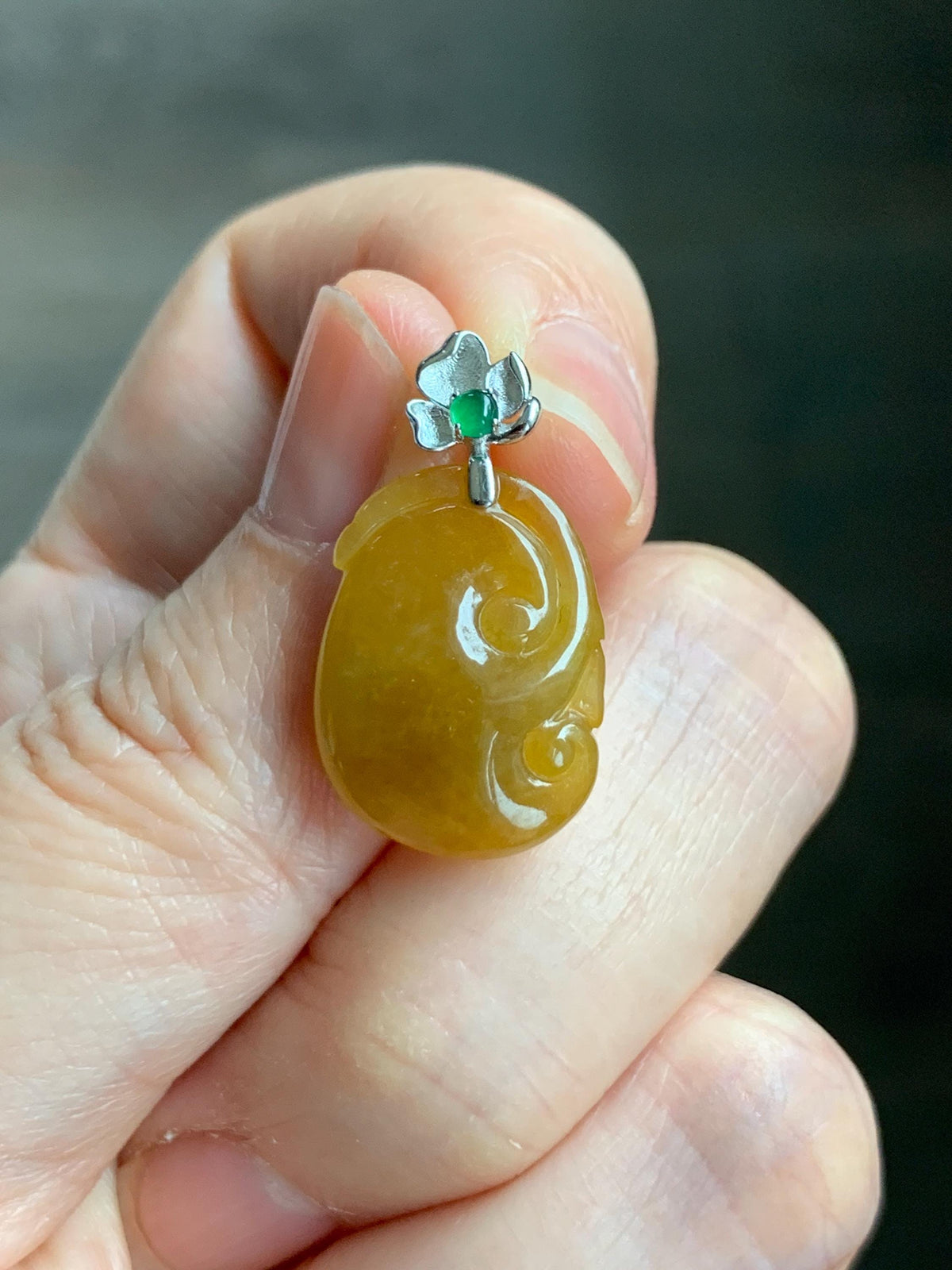 Certified Natural Grade A Icy Translucent Rich Dark Yellow Jade Jadeite Ruyi Amulet Petite Pendant Sterling Silver 1.95g 天然冰胶鸡油黄翡翠如意吊坠 1162