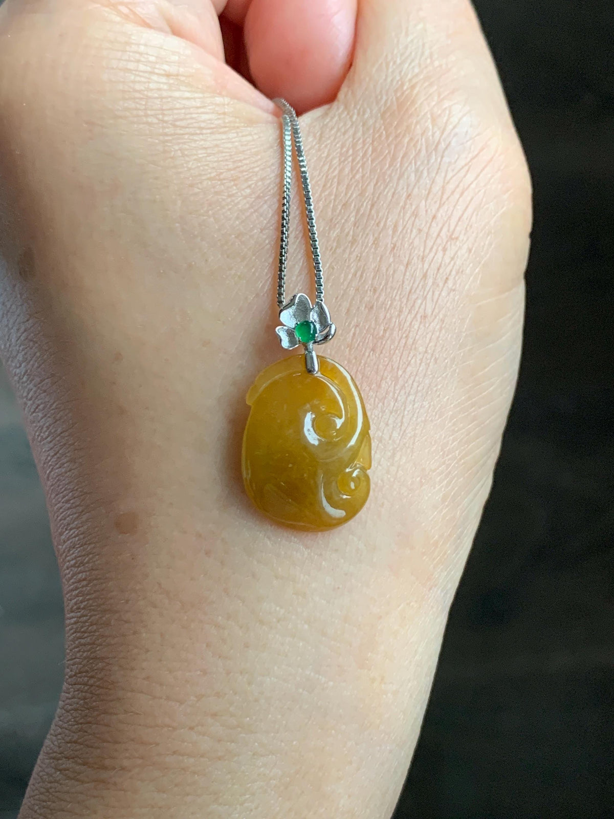 Certified Natural Grade A Icy Translucent Rich Dark Yellow Jade Jadeite Ruyi Amulet Petite Pendant Sterling Silver 1.95g 天然冰胶鸡油黄翡翠如意吊坠 1162