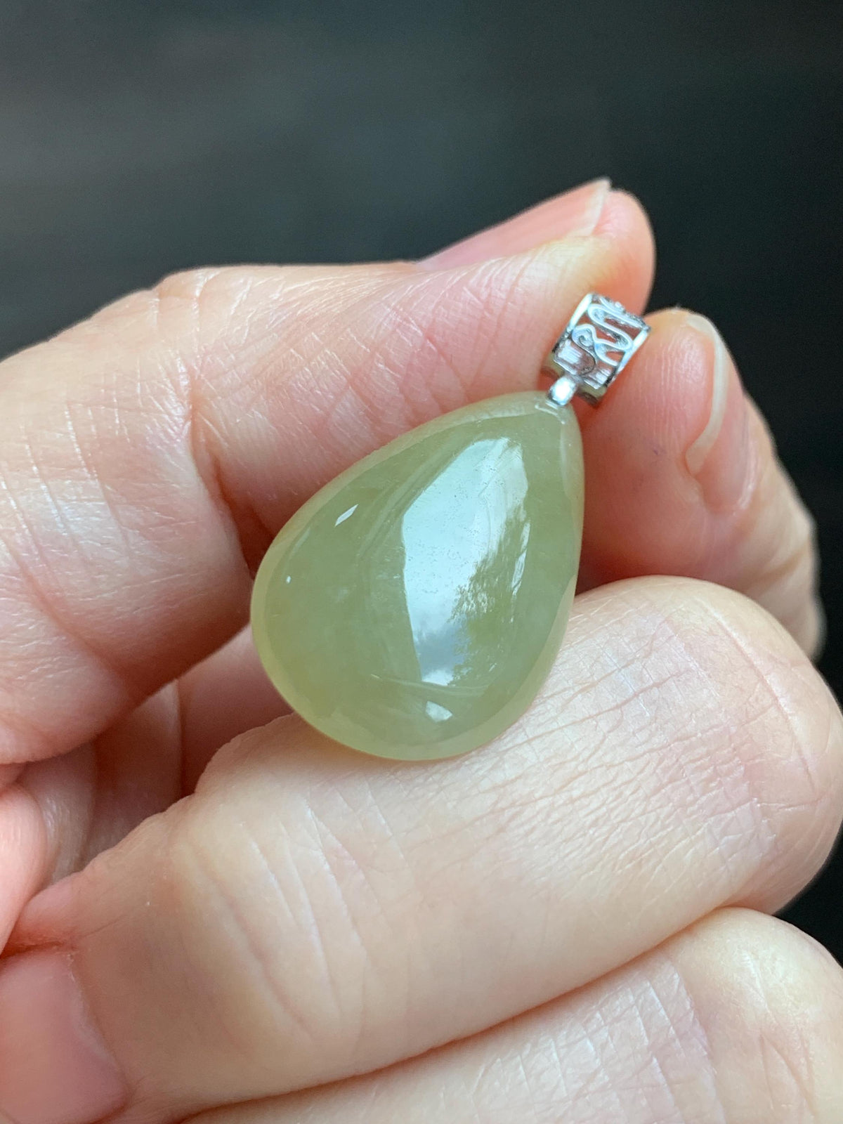 Natural Grade A Icy Translucent Pastel Yellow Jade Jadeite Teardrop Solitaire Pendant Sterling Silver 3g 天然冰淡黄翡翠水滴蛋面吊坠 MDH184A