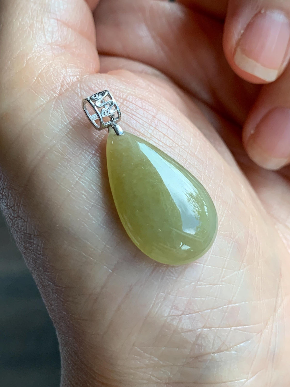 Natural Grade A Icy Translucent Pastel Yellow Jade Jadeite Teardrop Solitaire Pendant Sterling Silver 3g 天然冰淡黄翡翠水滴蛋面吊坠 MDH184A