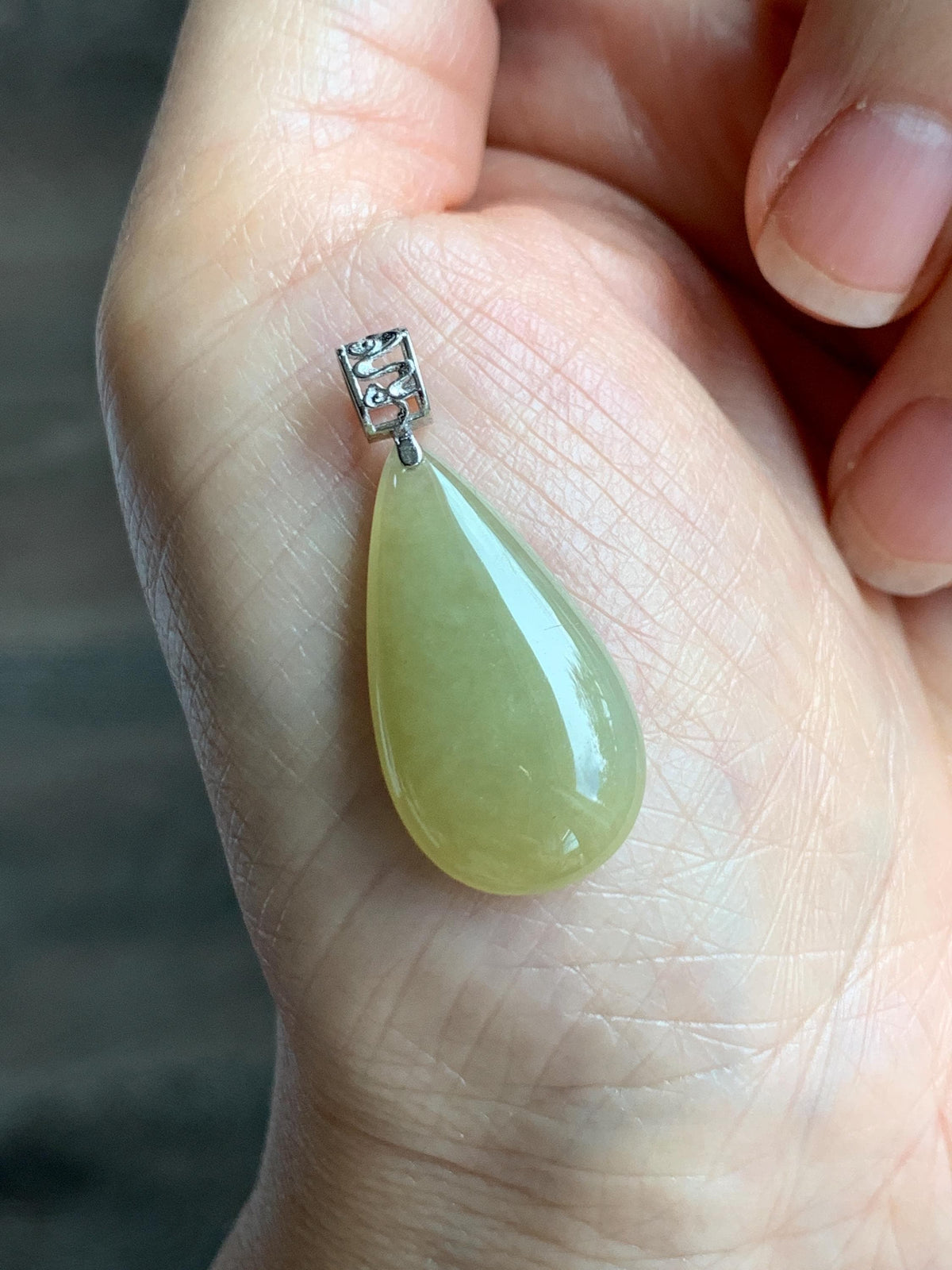 Natural Grade A Icy Translucent Pastel Yellow Jade Jadeite Teardrop Solitaire Pendant Sterling Silver 3g 天然冰淡黄翡翠水滴蛋面吊坠 MDH184B