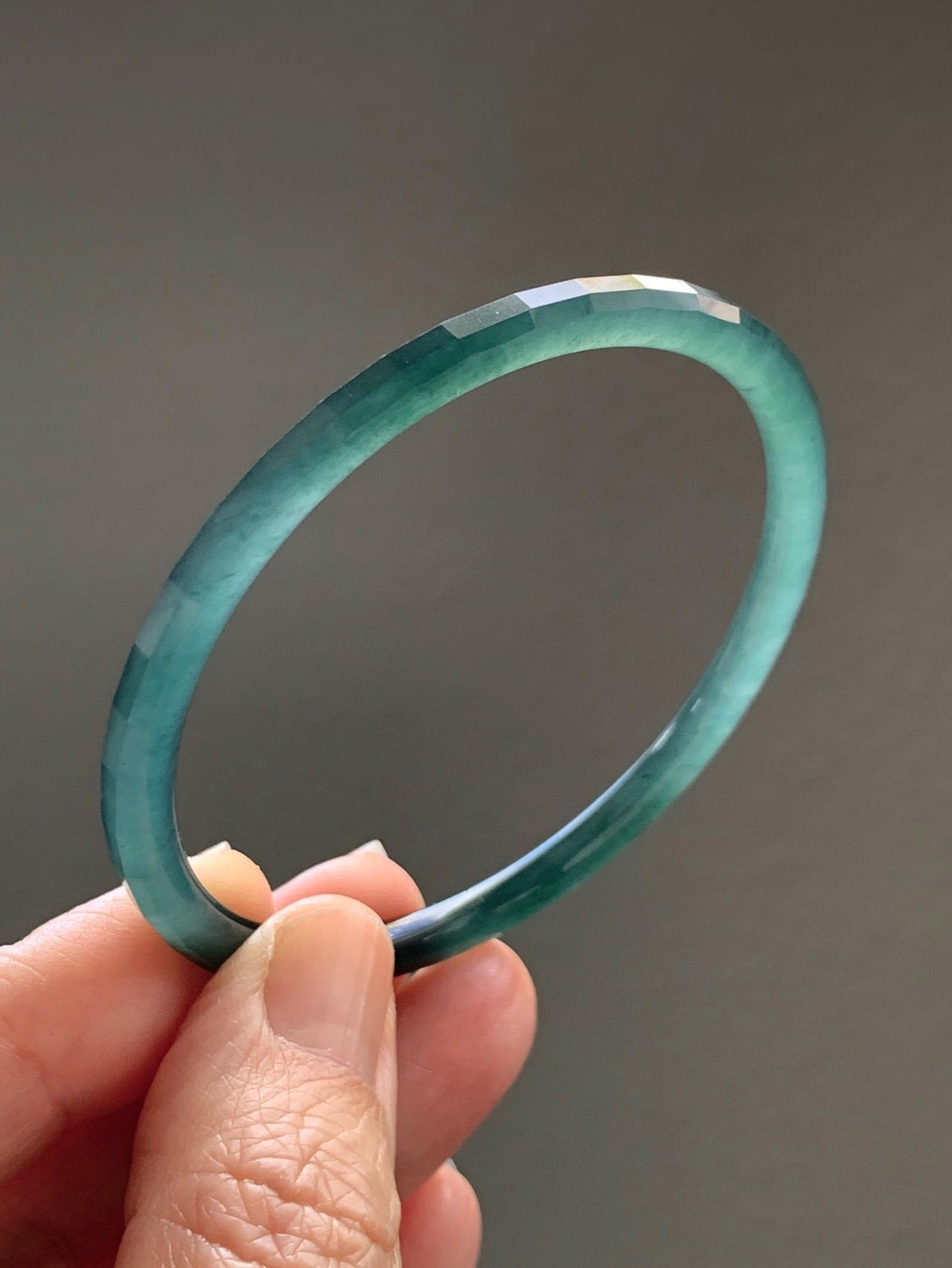 Certified Natural Grade A Guatemalan Icy Highly Translucent Deep Teal Green Faceted Jadeite Slim Bangle 54mm 6.66” 天然冰胶危深蓝绿翡翠细圆条切割面手镯 1200