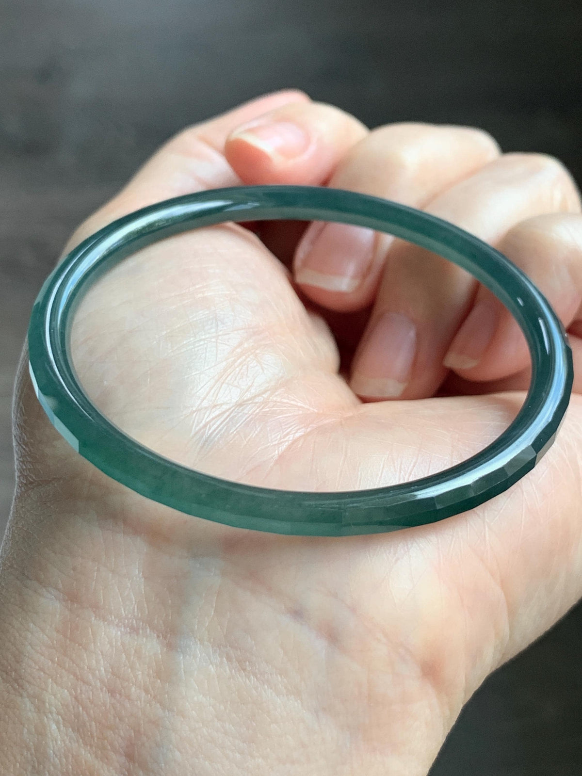 Certified Natural Grade A Guatemalan Icy Highly Translucent Deep Teal Green Faceted Jadeite Slim Bangle 54mm 6.66” 天然冰胶危深蓝绿翡翠细圆条切割面手镯 1200