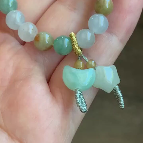 Natural Burmese Icy Translucent Multi-Colored Jadeite Petite Beads Beaded Bracelet Rabbit Charm Stretchy 6.7mm 7” 16g 天然缅甸冰多宝翡翠星星月亮手串