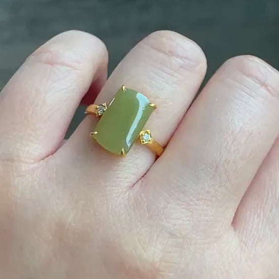 Certified Natural Burmese Icy Translucent Yellow Jadeite Saddle Ring Size 7 18K Yellow Gold & Diamonds 天然老种缅甸冰寿黄翡翠马鞍钻石镶嵌戒指