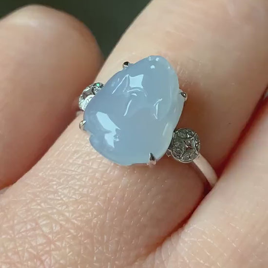 Certified Natural Burmese Icy Sky Blue Premium Three-legged Toad Jadeite Ring Size 7 18K White Gold with Diamonds 天然缅甸冰胶天空蓝翡翠揭阳工三脚金蟾镶嵌戒指