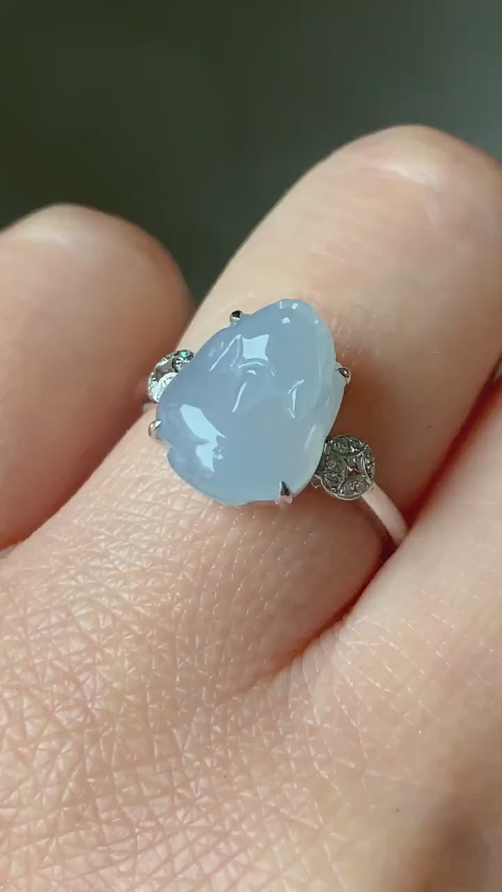 Certified Natural Burmese Icy Sky Blue Premium Three-legged Toad Jadeite Ring Size 7 18K White Gold with Diamonds 天然缅甸冰胶天空蓝翡翠揭阳工三脚金蟾镶嵌戒指