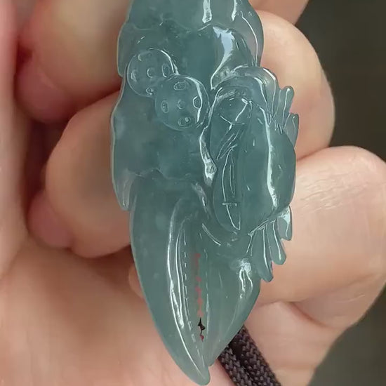 Certified Natural Guatemalan Icy Translucent Dusty Dark Teal Blue Jadeite Carved Money Crab Claw Pendant Rope Necklace 天然冰危蓝翡翠精雕蟹钳吊坠 6938