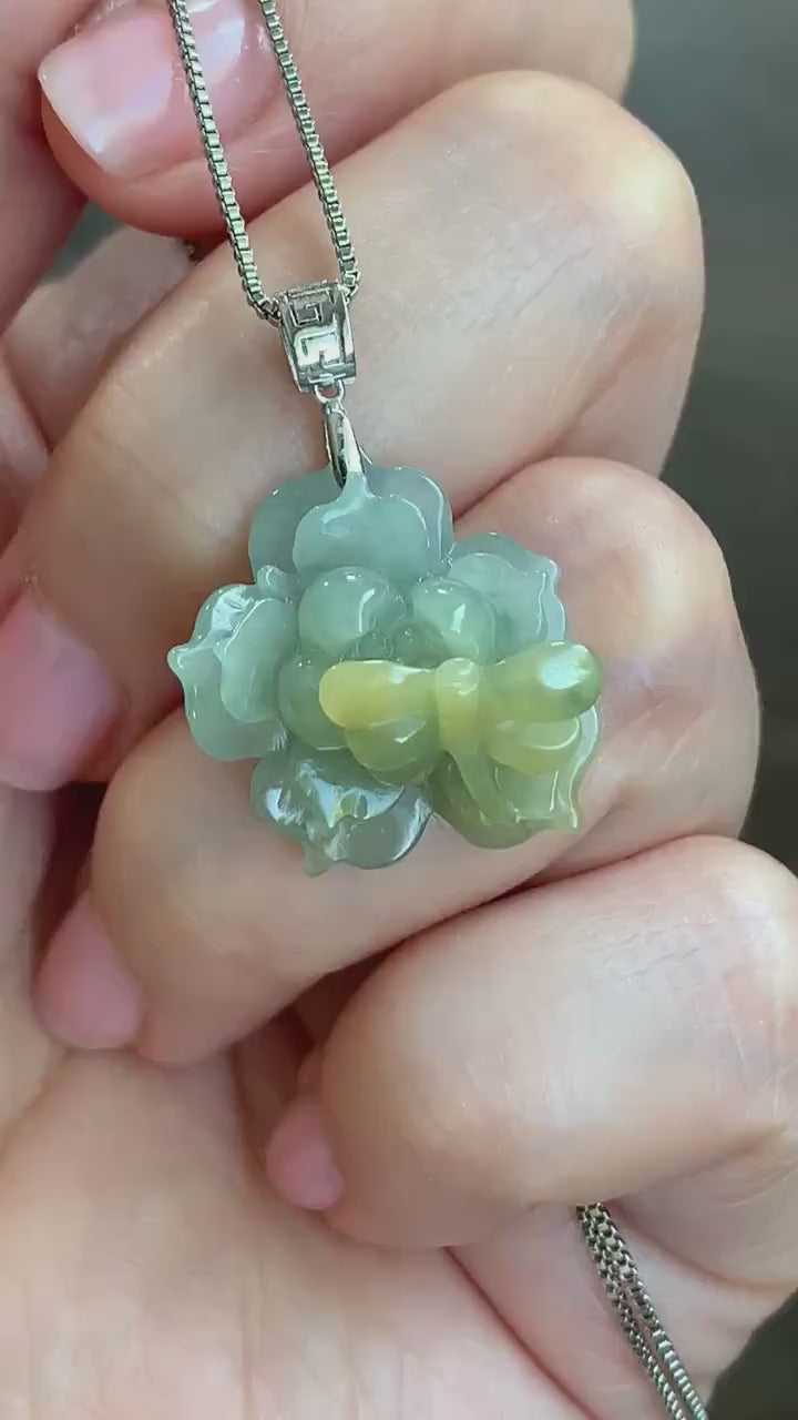 Natural Guatemalan Icy Translucent Light Blue Yellow Marbled Jadeite Lotus Flower Dragonfly Pendant 18K White Gold 天然冰危淡蓝加黄翡翠莲花镶嵌吊坠 TTH726Q