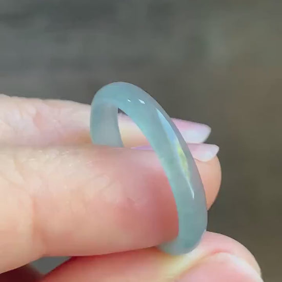Natural Guatemalan Icy Highly Translucent Light Blue Jadeite Band Ring Size 8 天然冰危起冰起光浅蓝翡翠戒圈 XDL55A