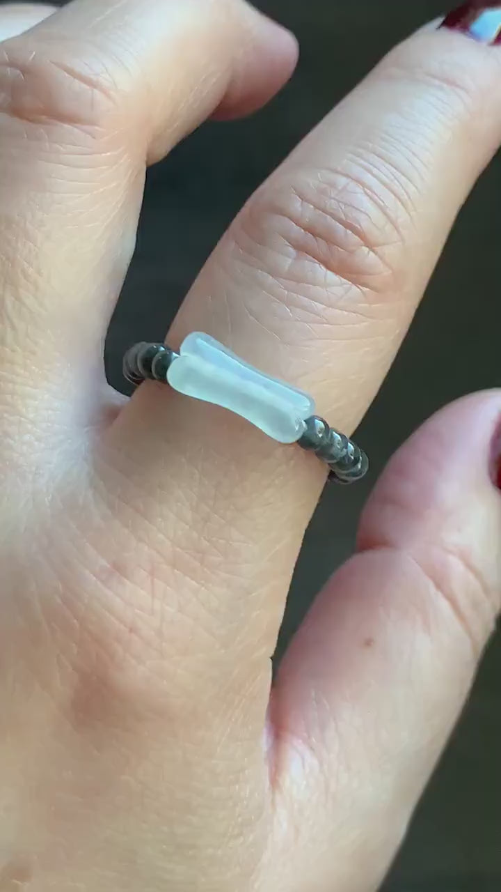 Natural Burmese Icy Translucent White Jadeite Petite Beads & Light Blue Turtle Shell Beaded Ring size 10.5 Stretchy 天然缅甸白冰起光翡翠小骨头戒圈