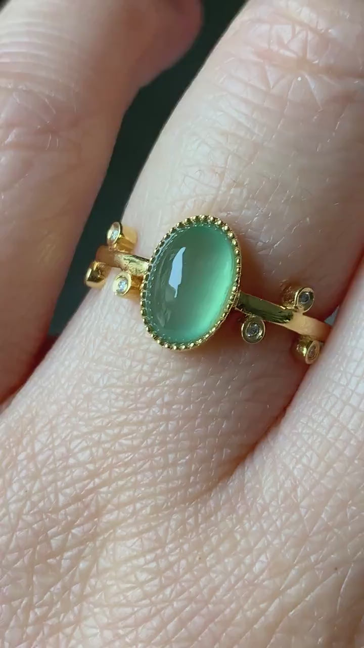 Certified Natural Burmese Premium Icy Highly Translucent Apple Green Jadeite Oval Cut 18K Yellow Gold & Diamonds Sz 6.5 天然缅甸正冰果绿翡翠钻石镶嵌戒指