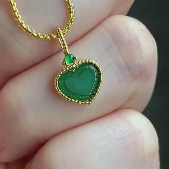 Natural Guatemalan Icy Highly Translucent Vibrant Green Jadeite Faceted Heart Pendant Sterling Silver Yellow Gold Finish 天然冰危绿翡翠爱心蛋面银镶吊坠 B