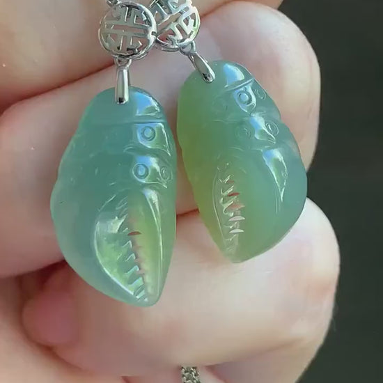 Natural Guatemalan Icy Translucent Dusty Blue & Yellow Jadeite Crab Claw Pendant 18K White Gold Bail 天然冰危蓝加黄翡翠蟹钳镶嵌吊坠